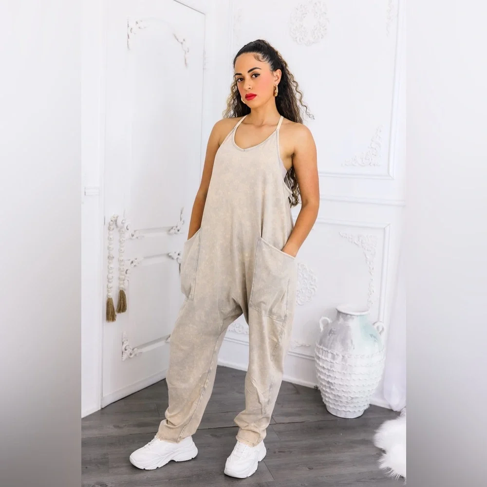 Stylish Beige Jumpsuit with Pockets - Picture 5 of 5